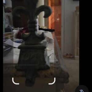 Decorative Fleur-de-Lis Accent Piece